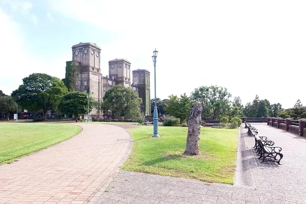 根岸森林公園まで徒歩2分（約１３０ｍ）