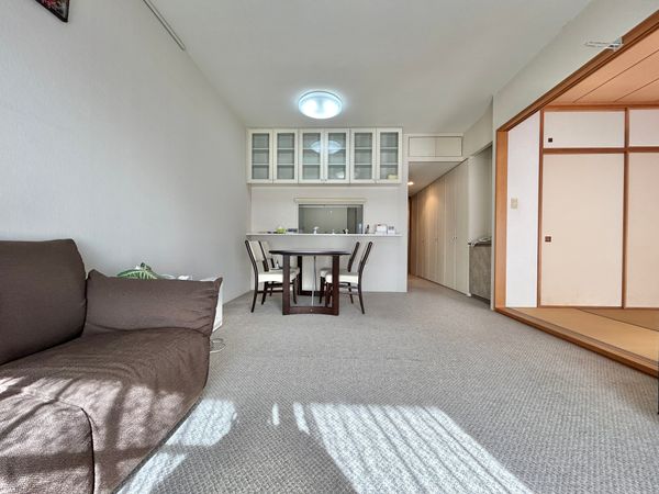 サン・ステージ緑園都市東の街 7番館 リビング