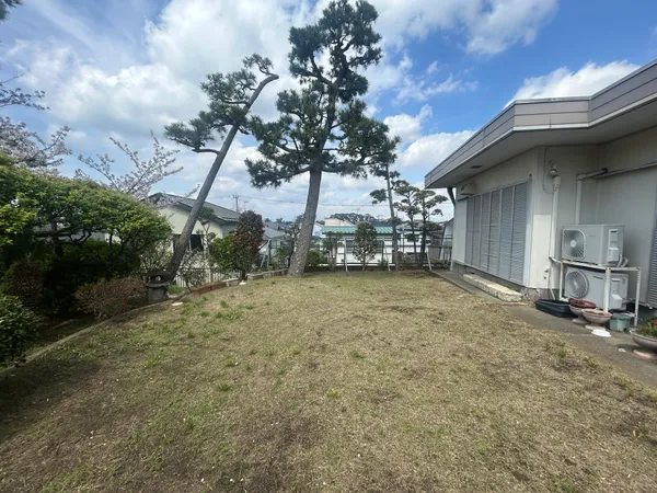 【現地土地写真】建築条件付宅地販売ではありません。お好きなハウスメーカー・工務店にて建築いただけます。