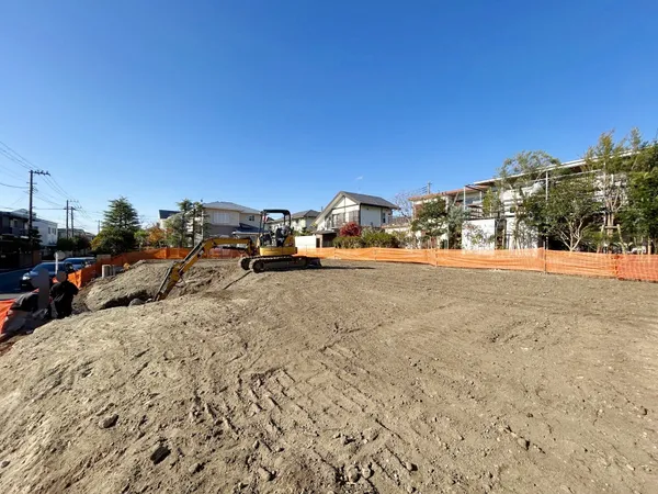 【現地写真】多彩な建築プランを検討可能な整形地。（撮影日：2025年12月1日）