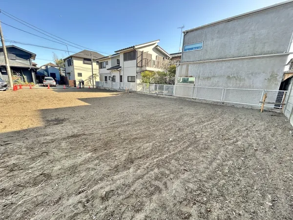 【現地写真】陽当り良好です。2面採光を確保した住まいなど、様々なプランをご検討いただけます。