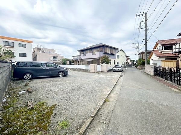 藤沢市亀井野1丁目 土地 前面道路含む外観 藤沢市亀井野1丁目 土地 前面道路含む外観