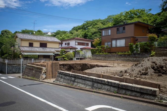 鎌倉市笛田5丁目 土地 B区画 前面道路含む外観 鎌倉市笛田5丁目 土地 B区画 前面道路含む外観