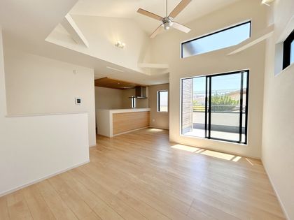 藤沢市片瀬海岸3丁目 新築戸建 2号棟 リビング