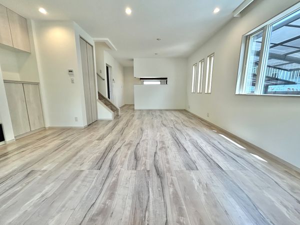 藤沢市片瀬山3丁目 戸建 リビング