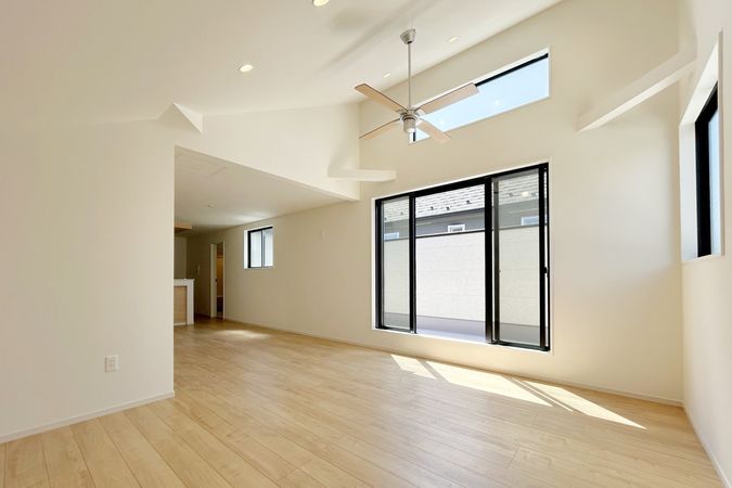 藤沢市鵠沼海岸4丁目 新築戸建 2号棟 リビング 藤沢市鵠沼海岸4丁目 新築戸建 2号棟 リビング