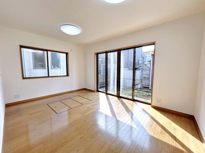 藤沢市柄沢 戸建 リビング