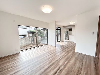 藤沢市大鋸3丁目 戸建 リビング