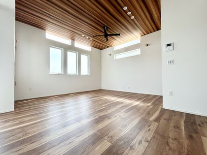 藤沢市片瀬4丁目 新築戸建 3号棟 リビング