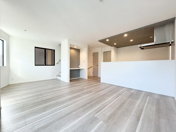 藤沢市片瀬3丁目 新築戸建 2号棟 リビング