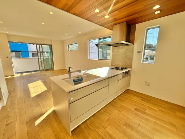 鎌倉市腰越4丁目 新築戸建 A号棟 キッチン 鎌倉市腰越4丁目 新築戸建 A号棟 キッチン