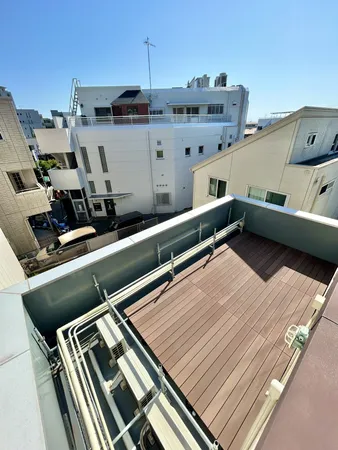 【バルコニー】