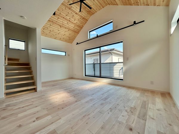 藤沢市弥勒寺3丁目 新築戸建 B号棟 リビング