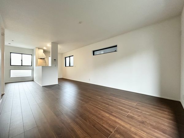 藤沢市川名 新築戸建 2号棟 リビング