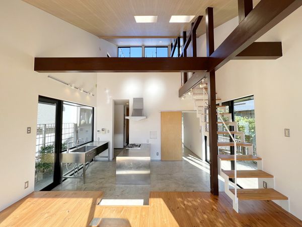 藤沢市片瀬3丁目 戸建 リビング 藤沢市片瀬3丁目 戸建 リビング