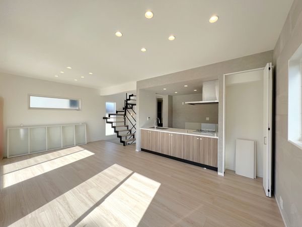 藤沢市片瀬山1丁目 新築戸建 1号棟 リビング