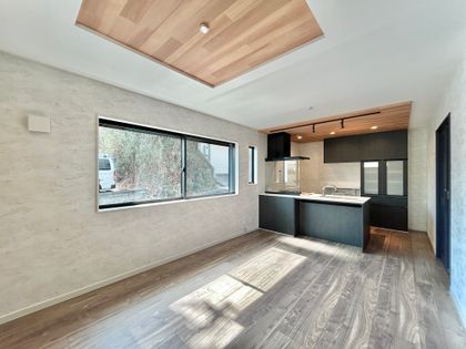 藤沢市善行坂2丁目 新築戸建 リビング