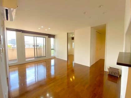 藤沢市片瀬2丁目 戸建 リビング