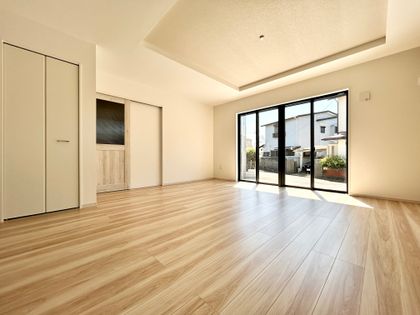 藤沢市片瀬4丁目 新築戸建 1号棟(8期) リビング