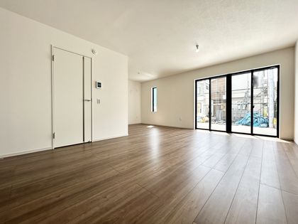 藤沢市本藤沢2丁目 新築戸建 1号棟 リビング