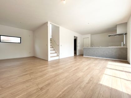 藤沢市本藤沢2丁目 新築戸建 5号棟 リビング