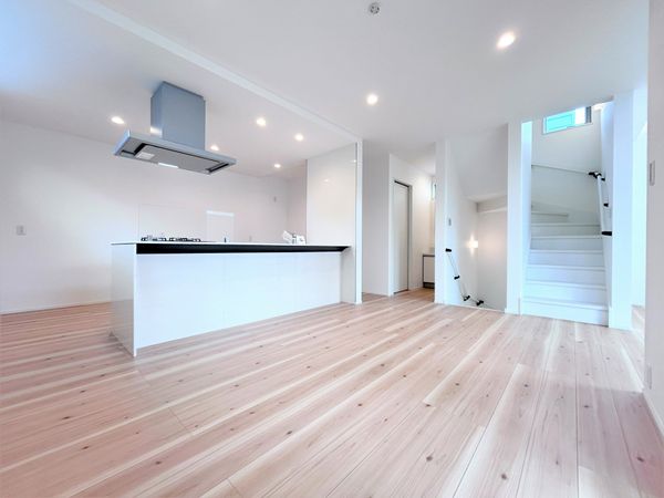 鎌倉市腰越3丁目 戸建 リビング