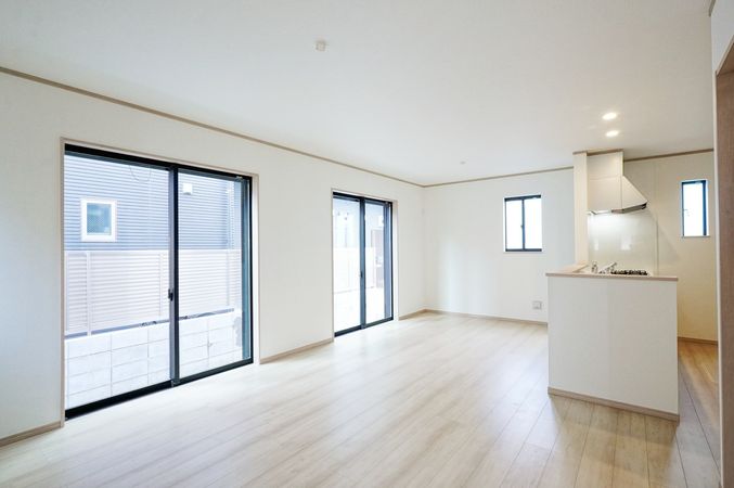 藤沢市本町4丁目 新築戸建 リビング 藤沢市本町4丁目 新築戸建 リビング