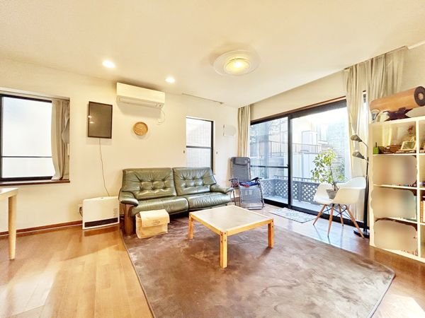 横浜市戸塚区矢部町 戸建 リビング 横浜市戸塚区矢部町 戸建 リビング