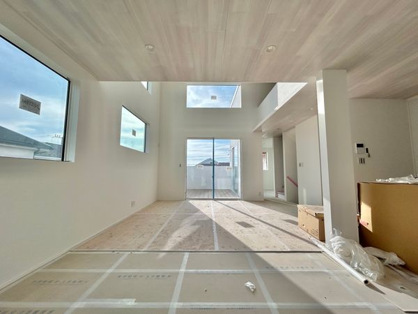 藤沢市片瀬山3丁目 新築戸建 リビング