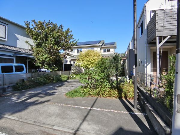 藤沢市片瀬海岸2丁目 戸建 駐車場