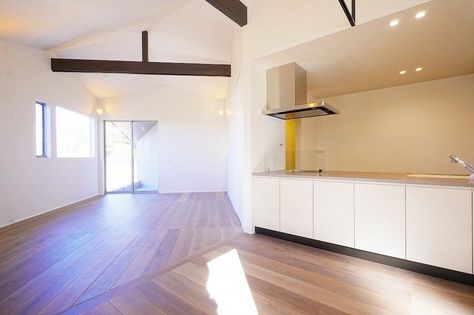 鎌倉市腰越5丁目 戸建 1号棟 リビング