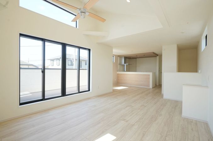 鎌倉市腰越5丁目 新築戸建 1号棟 リビング 鎌倉市腰越5丁目 新築戸建 1号棟 リビング
