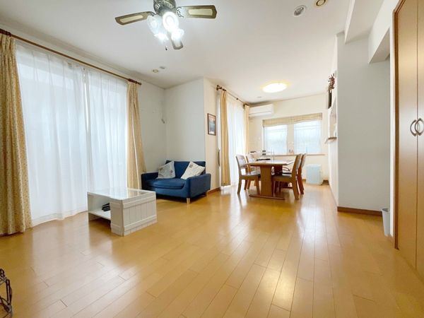 藤沢市本鵠沼4丁目 戸建 リビング 藤沢市本鵠沼4丁目 戸建 リビング