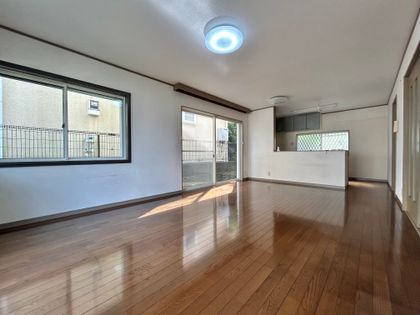 藤沢市白旗3丁目 戸建 リビング