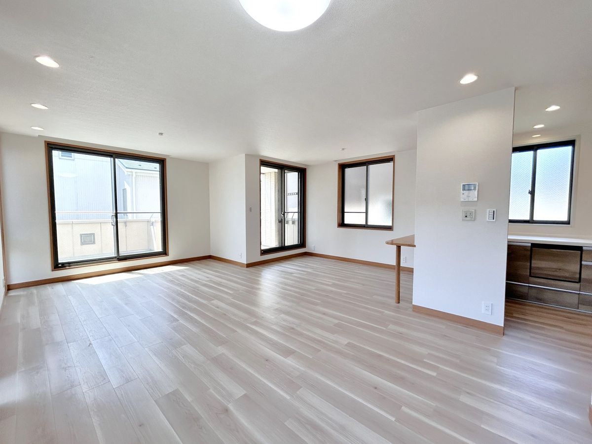 藤沢市弥勒寺3丁目 戸建 リビング リビング