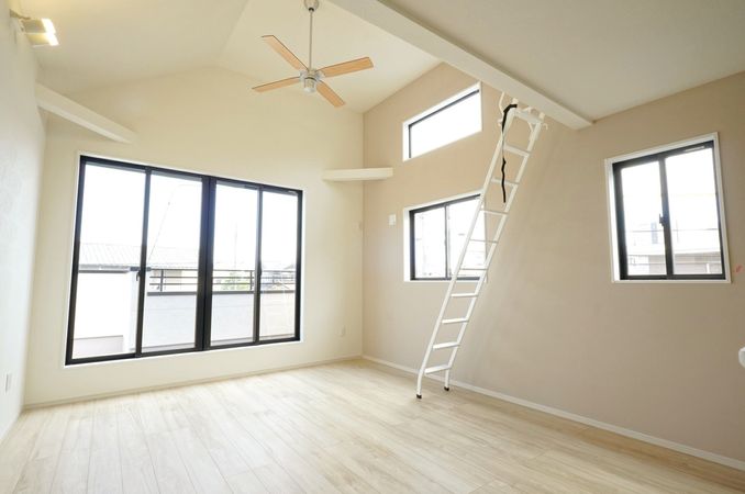 藤沢市鵠沼海岸3丁目 新築戸建 2号棟 リビング 藤沢市鵠沼海岸3丁目 新築戸建 2号棟 リビング