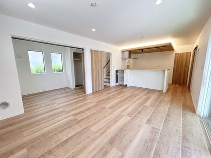 藤沢市並木台1丁目 新築戸建 4号棟 リビング