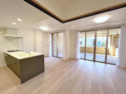 グランシティユーロコート藤沢 リビング