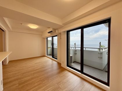 シルフィード湘南 リビング