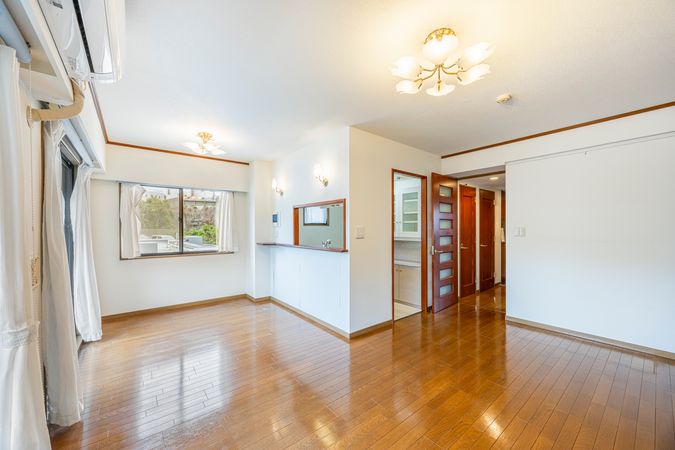 ガーデンハイツ鎌倉高校前 リビング