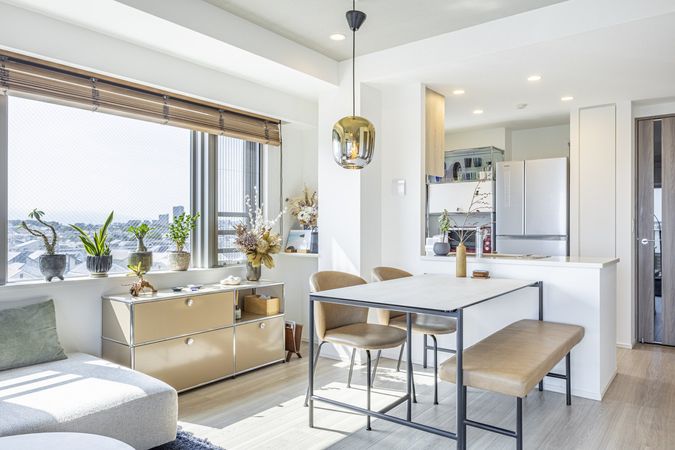 レーベン鵠沼海岸BLUENOVA リビング