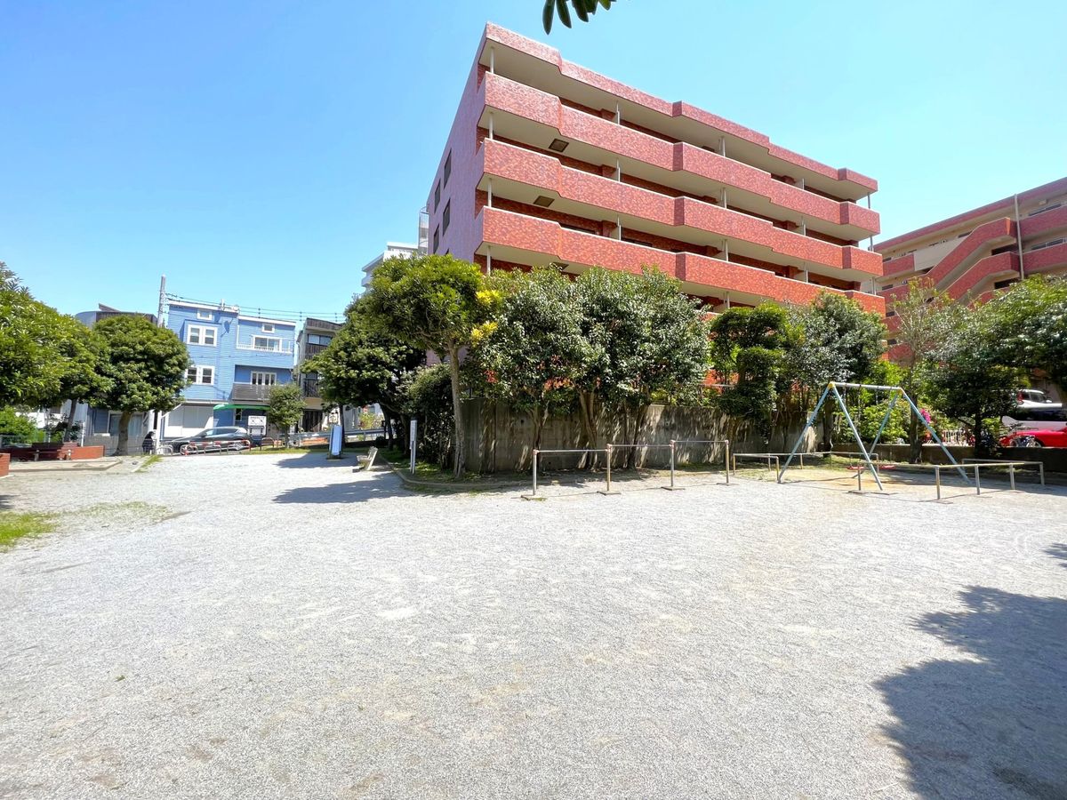 藤和江ノ島ホームズステージ Ⅱ 洲鼻南公園(約160m) 洲鼻南公園(約160m)