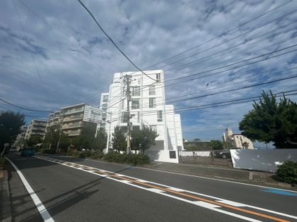 片瀬ロジュマン 外観