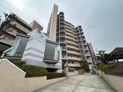 パレスヒルズ石名坂 外観