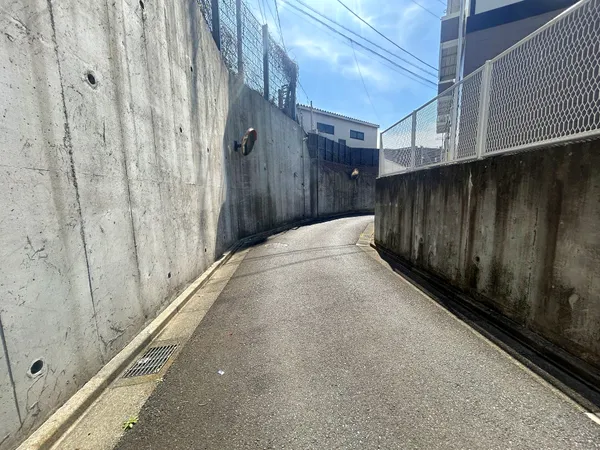 【前面道路】