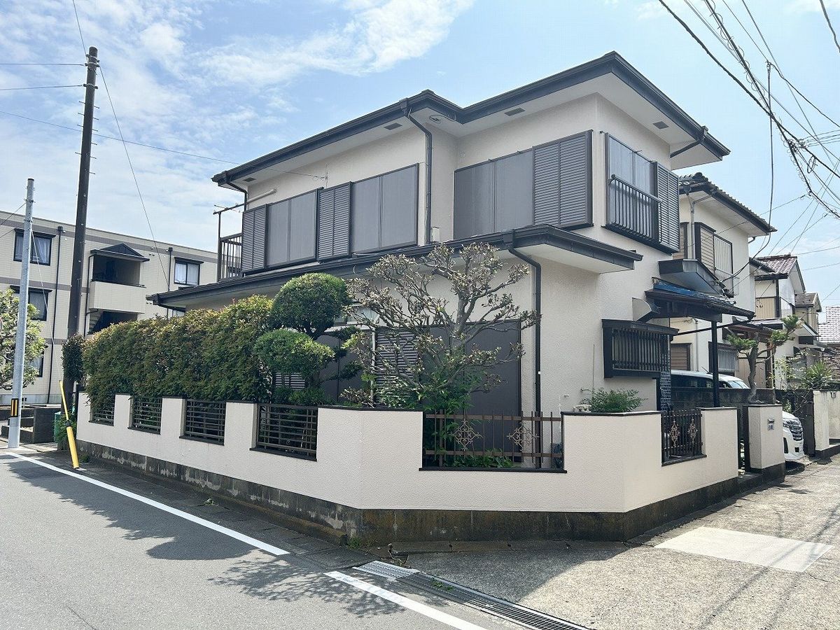 前面道路含む外観