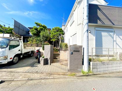 泉区中田南2丁目 新築戸建3号棟 駐車場
