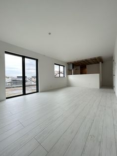 港南区日限山1丁目 新築戸建1号棟 リビング