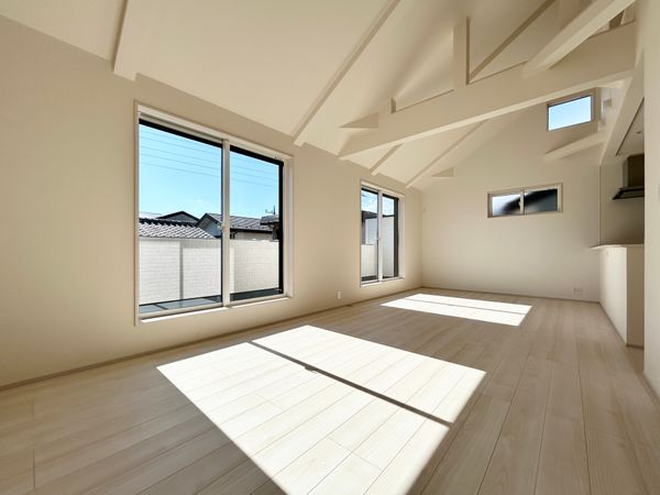 戸塚区汲沢6丁目 新築戸建 2号棟 リビング リビング