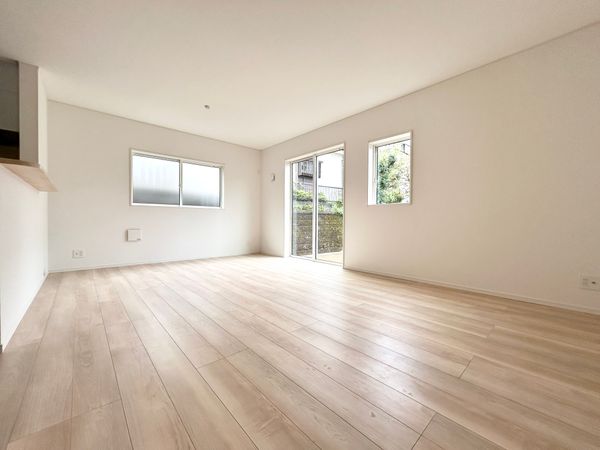 戸塚区南舞岡1丁目 新築戸建 1号棟 リビング